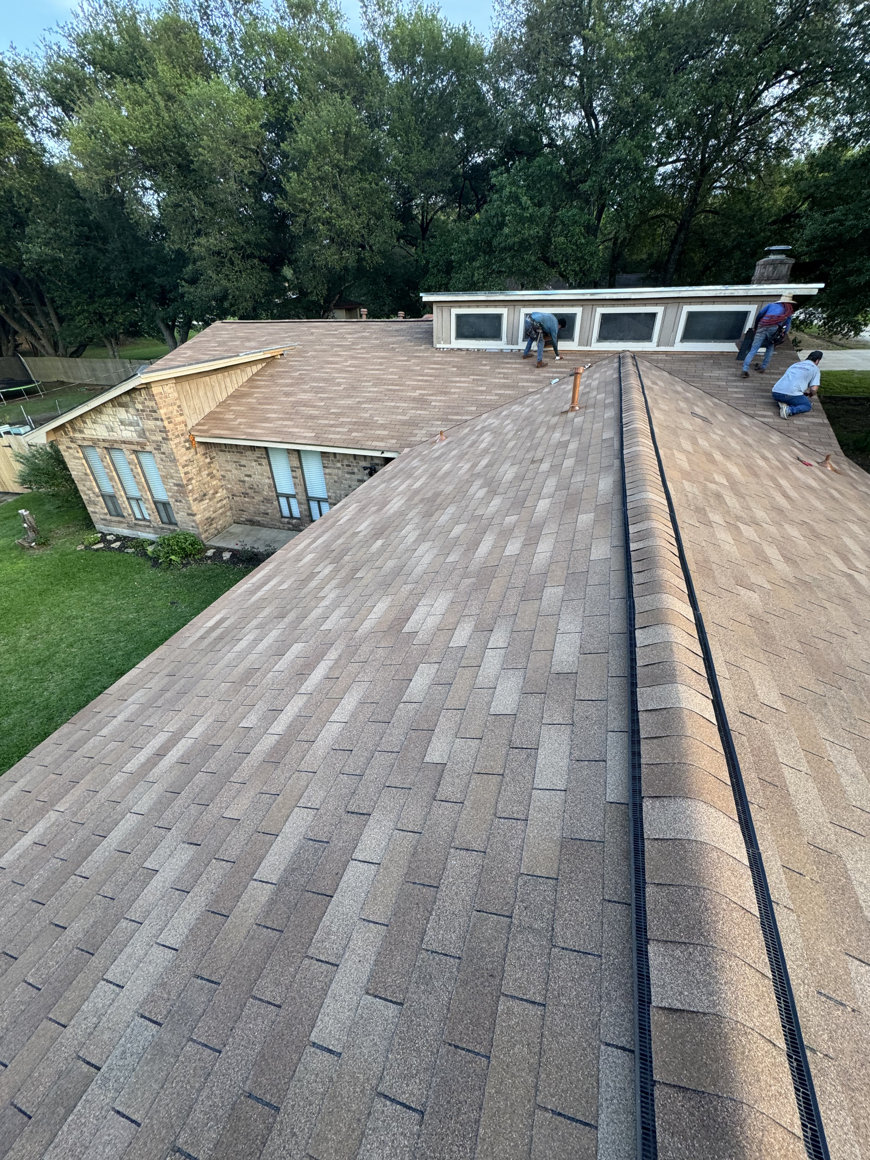 Roofers in Crockett TX